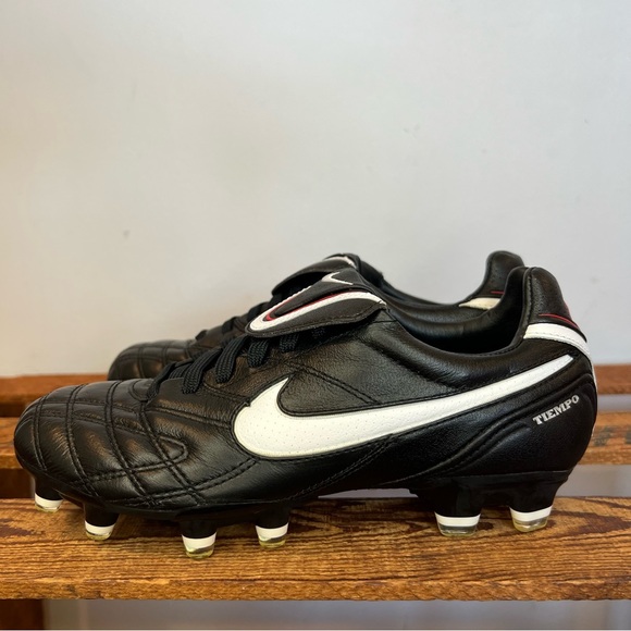 New Nike Tiempo Legend III FB Soccer Cleats Black and Red Women’s 6 - Picture 4 of 12